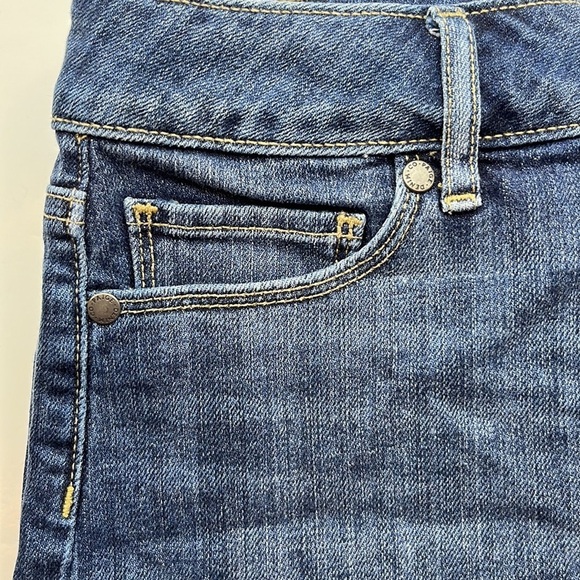 Paige High Rise Shorts Size 25 - Picture 14 of 16